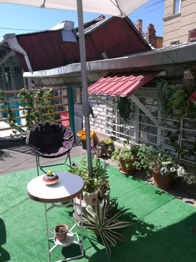 Гостевой дом Табукашвили, 31 Тбилиси Экстерьер фото
